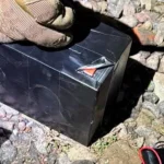 Бомба під виглядом акумулятора: під Харковом затримали агента ГРУ, якому вибухівку скидали дрони «Молнія»